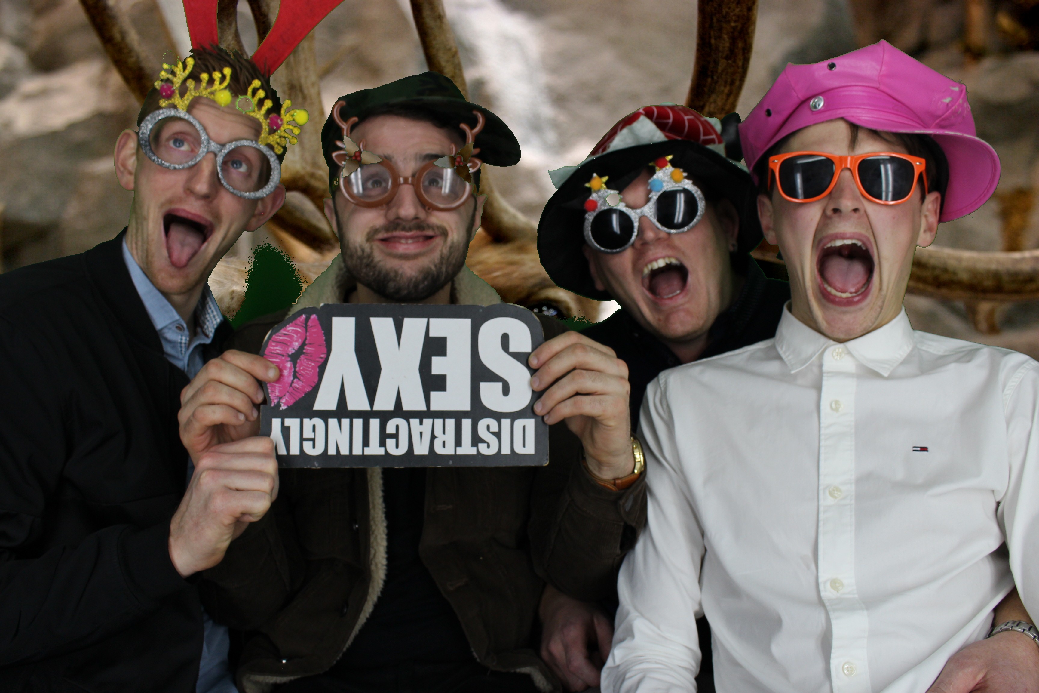 Aster Christmas Party  | View more photos from the event at gallery.myphotoboothexperience.co.uk/u/MyPhotoBoothExperienceLtd/Aster-Christmas-Party